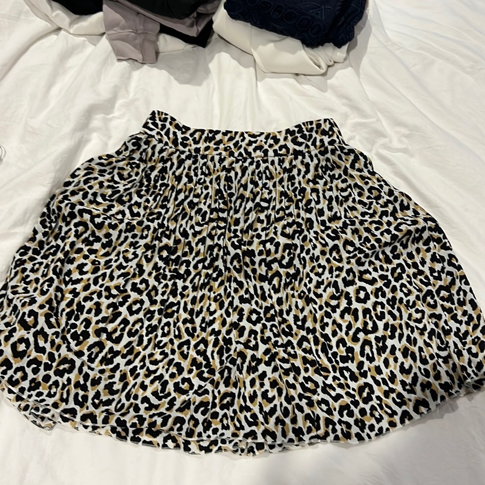 Jcrew size 00 cheetah skirt worn once